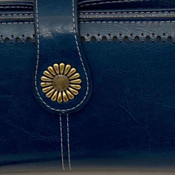 Sendefn Women's Blue Card and Coin Wristlet Wallet Size 4 X 7.5 - Picture 2 of 11